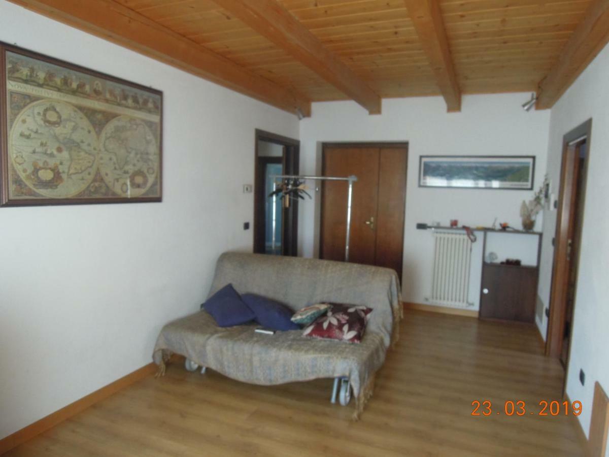 Atirano Villa Bagian luar foto